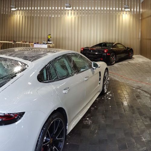 car-wash-wall-garage-soglianese